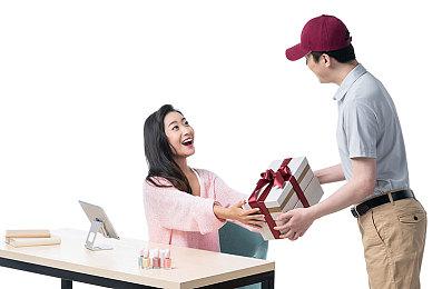 Steam春促开启 超多史低游戏打折推荐+免费加速器